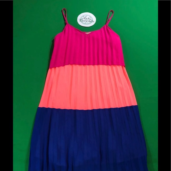 Skies are blue Size small dress - Picture 5 of 5